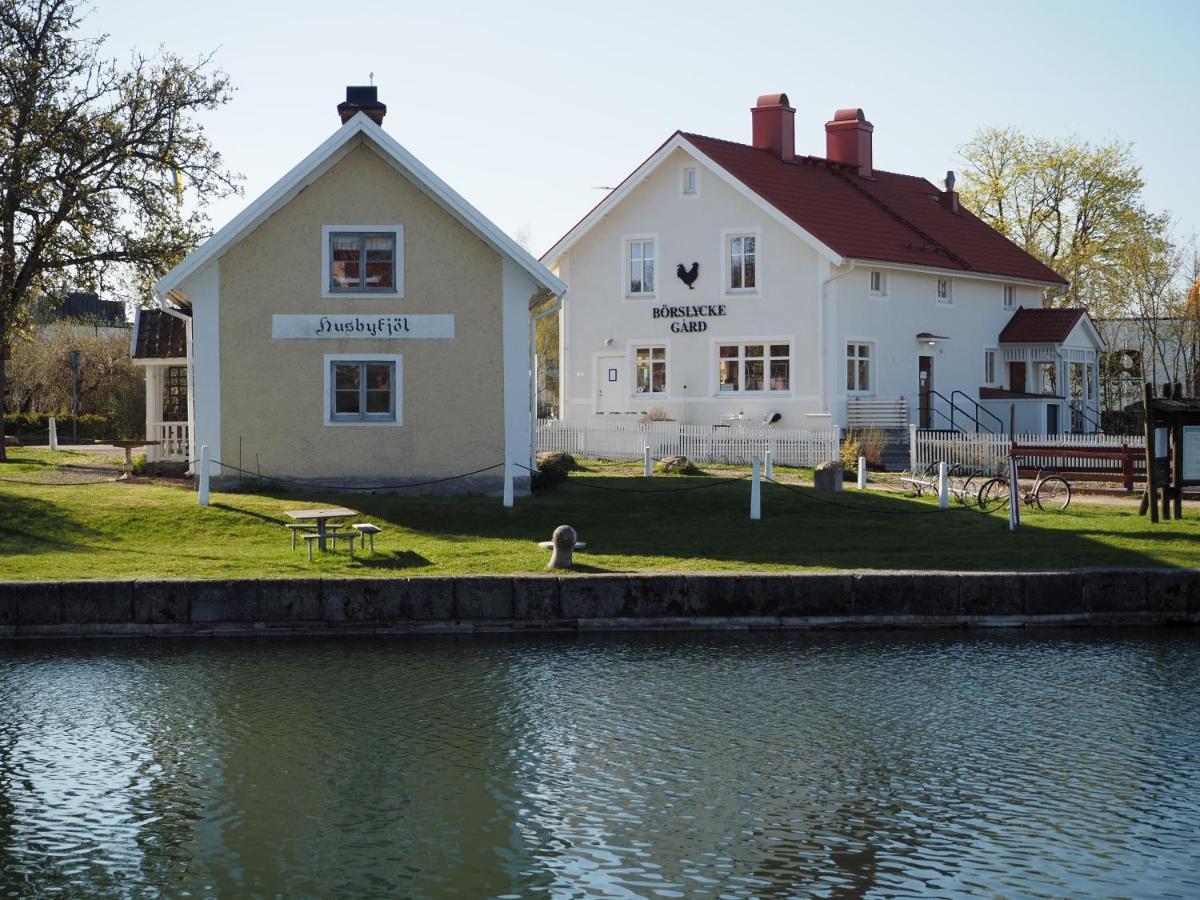 Stenkullens Gardshus Borensberg Buitenkant foto