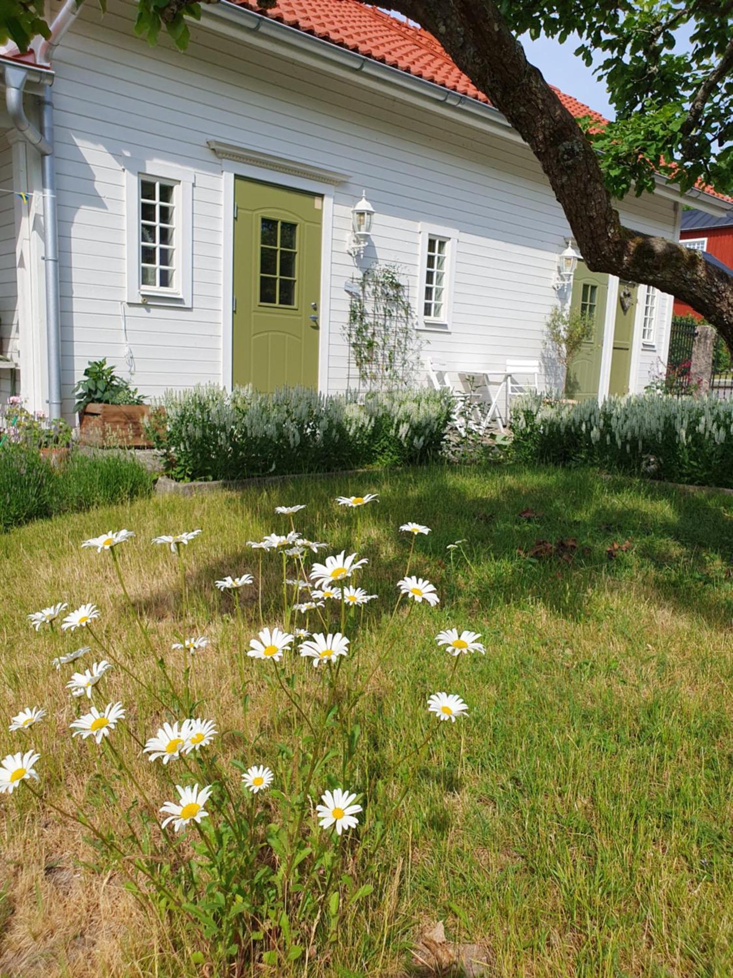 Stenkullens Gardshus Borensberg Buitenkant foto